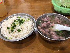 牛滑汤-达道武仔牛肉店(广达路店)