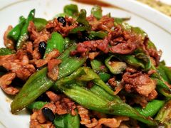 基地辣椒炒肉-渔乡米香·剁椒鱼头(四方坪店)