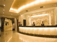 -北京A·C·Embassy酒店(三里屯工人体育场地铁站店)