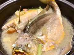 百秒黄花鱼-莆田餐厅PUTIEN(深圳湾万象城家宴店)
