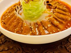 瑶柱芝麻牛肉拉皮-御龙宴