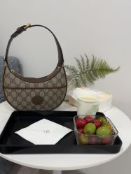 -VE专注问题肌·赛诺龙&科学美肤中心