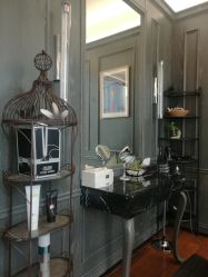 -AKOZO Beauty Salon