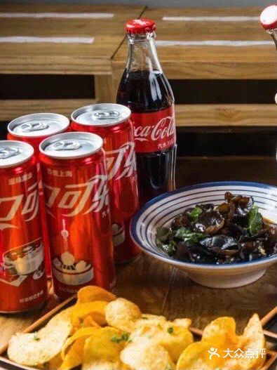 可口可乐配烧烤 收获双倍的快乐！