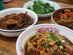 -老三样·美食研究中心(世贸路店)
