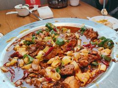 -俭寨大盘鸡·手抓肉·烧烤新疆菜(乌苏路店)