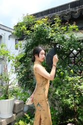 -一揽芳华汉服旗袍体验馆(拙政园店)
