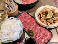 -牛村来人潮汕牛肉火锅(西单店)