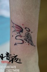 -暗夜tattoo纹身工作室