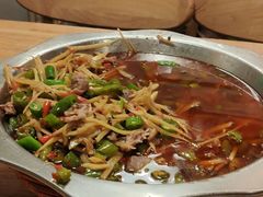 -兔行天下-鸿鹤鲜锅兔(中海国际店)