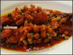 松鼠桂鱼-乾隆美食·本帮菜(黄河路店)