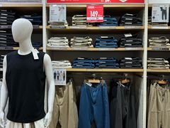 -优衣库(上海中山公园兆丰广场店)