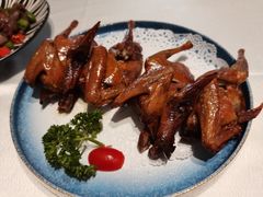 爆汁脆皮玻璃鸽-光明招待所(邦凯科技园店)