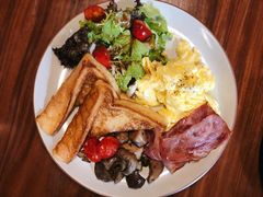 法式煎吐司早午餐-VESH COFFEE(定西路店)