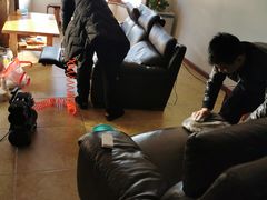 -京伟修鞋洗鞋奢侈品皮具护理店