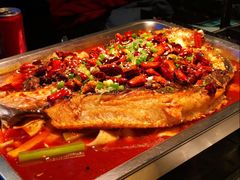 麻辣烤清江鱼-鸣记脆皮烤鱼·海鲜烤鱼(三八广场店)