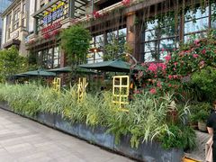 -胡桃里乐队酒馆(鎏嘉码头店)