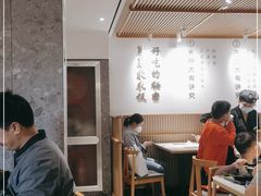 大堂-老娘舅(吴山路店)