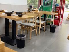 -丽影重庆小面(定西路店)
