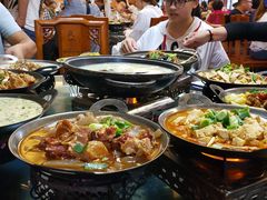 -老唐三下锅 ·张家界地标美食(溪布街店)