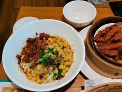 -诚铭记·虾仁汤包·成都小吃(融创店)
