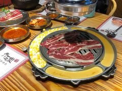 -青瓦炭韩潮烤肉(花园道店)