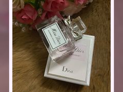 -Dior迪奥(上海世茂广场店)