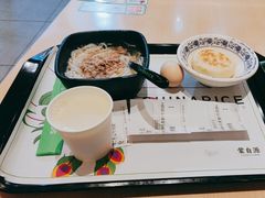 -蒙自源米线大王(东站店)