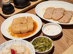 -荣家黄鱼面(南京西路店)
