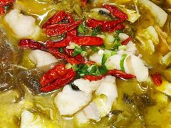 -渝是乎酸菜鱼·川渝小炒(新世界百货望京店)