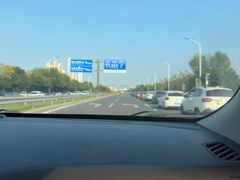-花和海鲜自助(梅江店)
