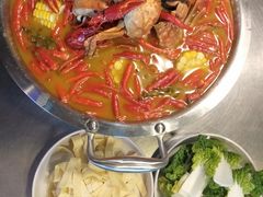 -龙巢盱眙龙虾·牛蛙·烧烤宵夜(八卦岭店)