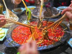 -红九格老火锅(三峡广场店)