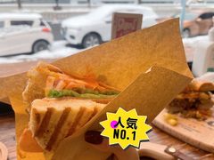 -Catch Bagel(芳草地店)