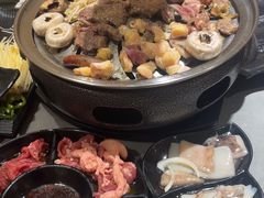 -啊美丽炭火烤肉(滑翔一店)