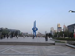 -泉城广场