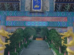 -鸡鸣山旅游风景区