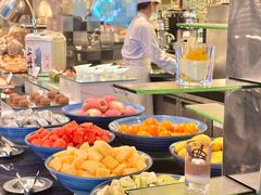 -圣丰索菲特·2 On 988 Café 自助餐厅