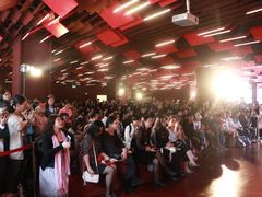 严歌苓-当当梅溪书院(步步高梅溪新天地店)