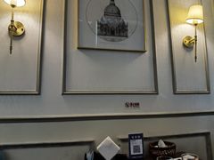 -悦享绿山墙西餐厅