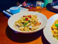 -魏铭鱼头捞饭(晋阳路店)