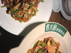 -费大厨辣椒炒肉(万家丽一店)