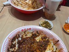 -遇见小面(站西路店)