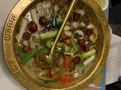金牌贡椒骨汤鱼-付掌柜在成都·热炒砂锅集(金禾店)