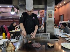 -利昂法式铁板主题餐厅(新奥购物中心店)