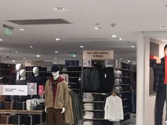 -优衣库(上海正大广场店)