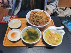 -熊吞·大碗丼烧肉饭(西市场嘉华店)