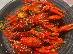 -肥肥虾庄·金牌油焖大虾(汉街SKP店)