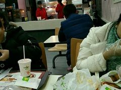 -华莱士(百通大厦店)