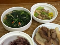 -雪梅月子中心(华侨城店)